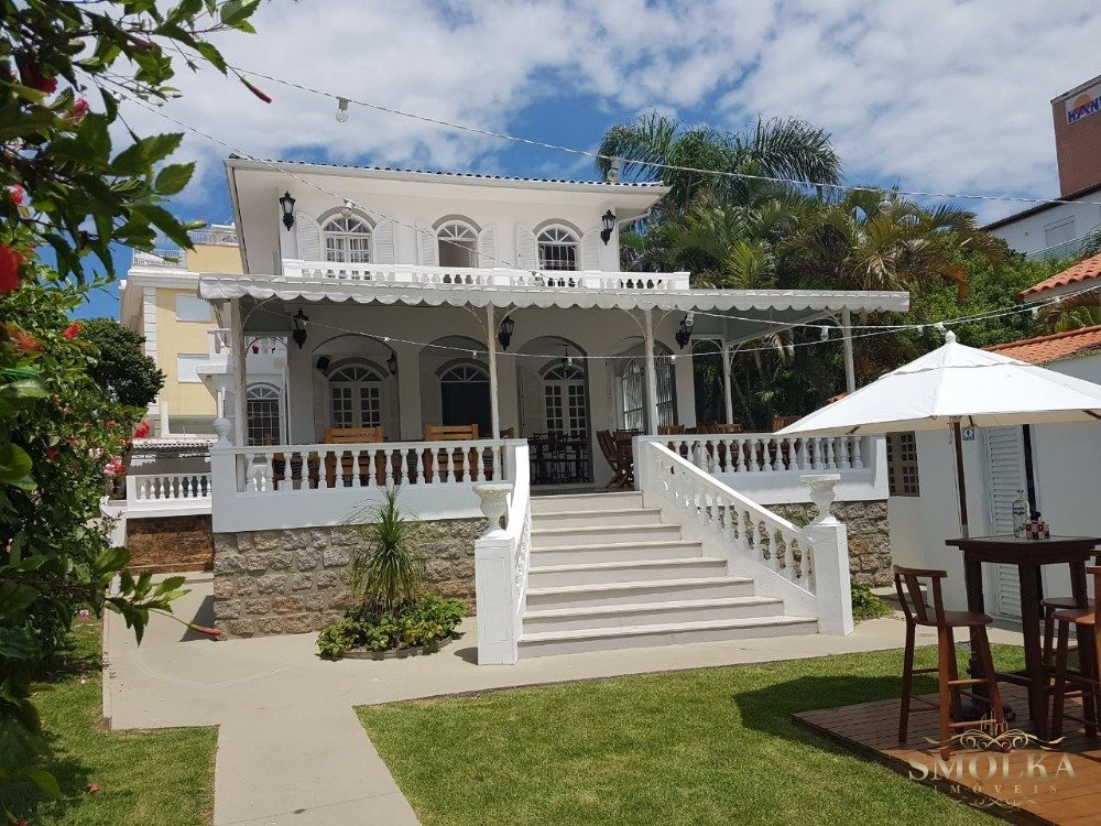 Hotel à Venda em Canasvieiras — 10 quartos, frente mar
